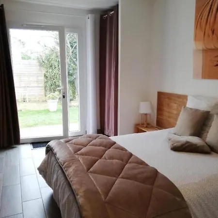 게스트하우스 33 Bis *